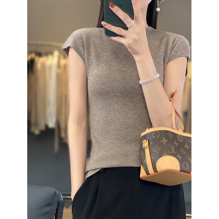 women's thin knitted sleeveless vest 76